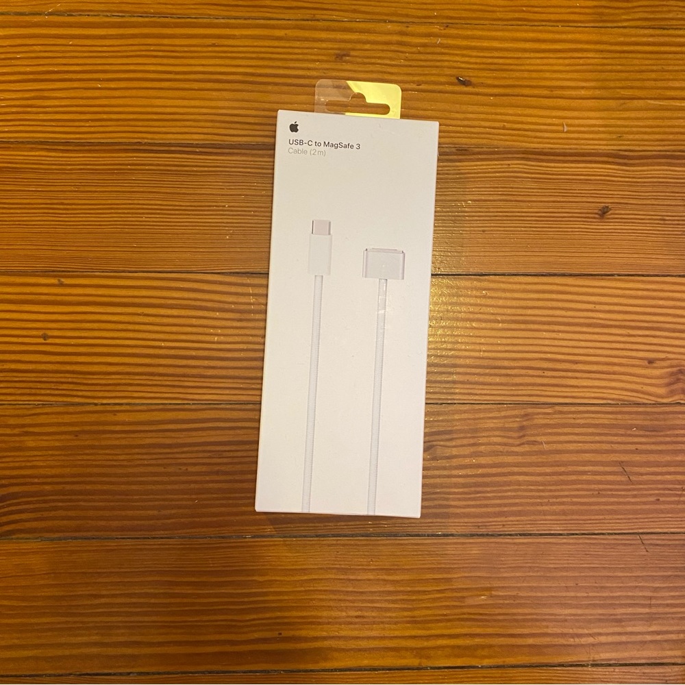 Apple USB-C to MagSafe 3